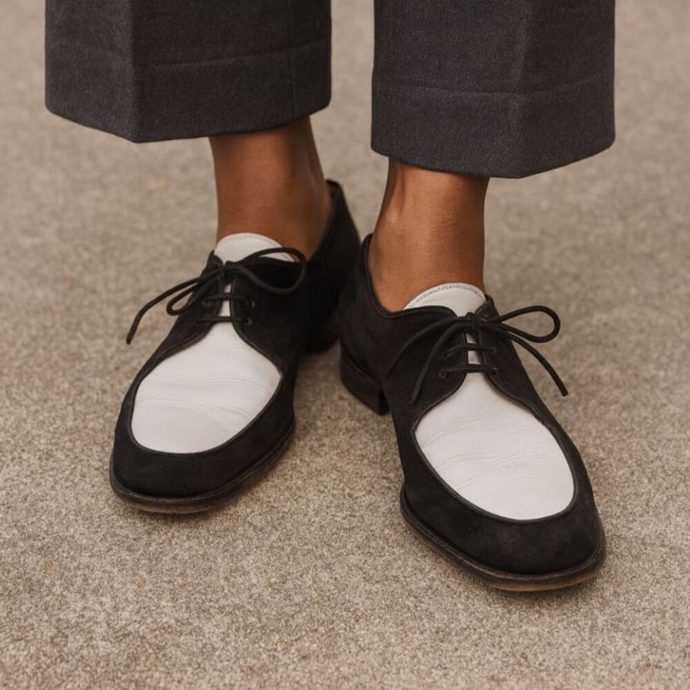MANOLO BLAHNIK Black White Leather Lace Up Loafer Shoes  Women's Size EU 37